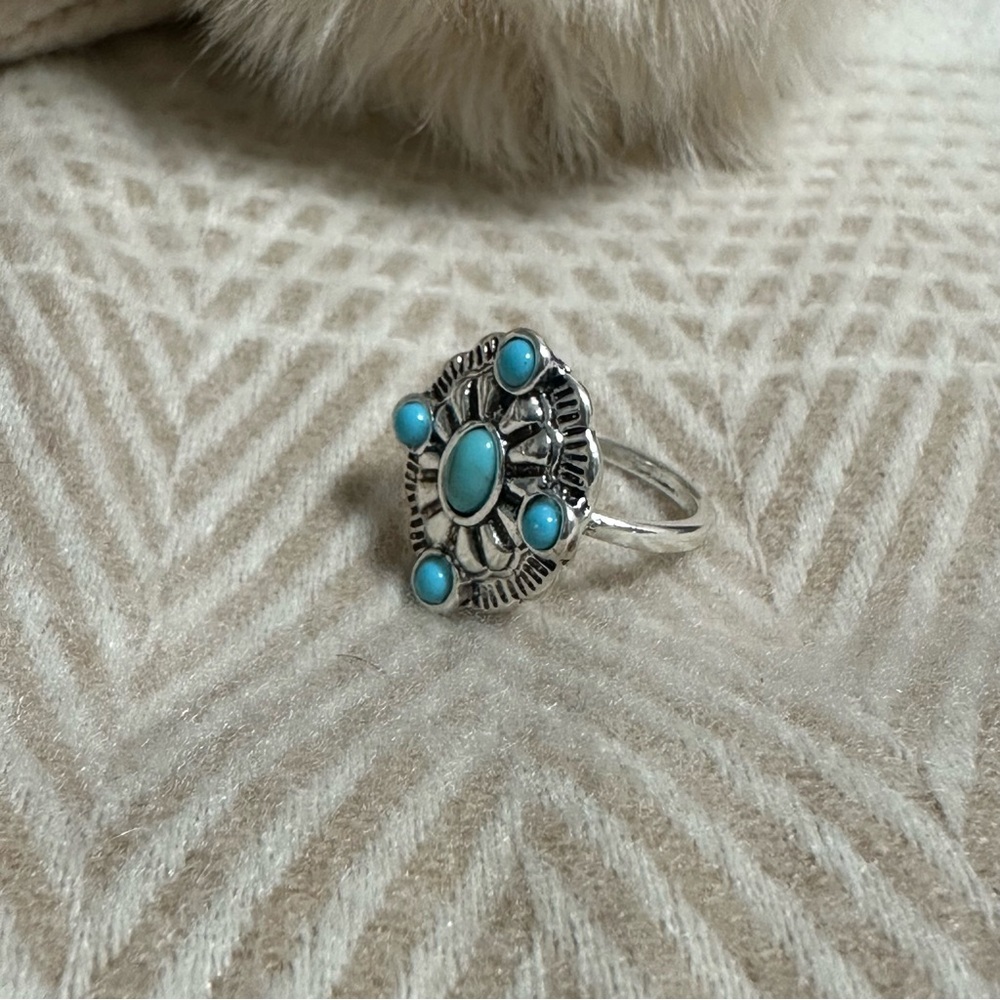 Western Turquoise silver ring - Picture 2 of 3